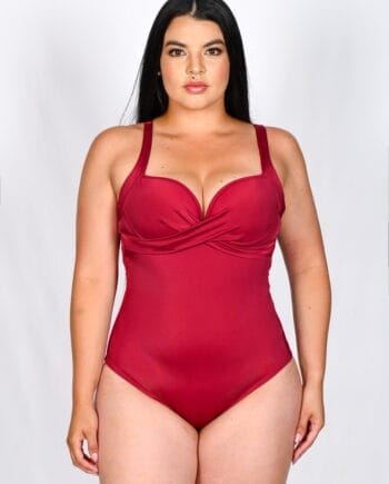 Vestido de baño enterizo vinotinto con control de abdomen, copas de realce y varilla