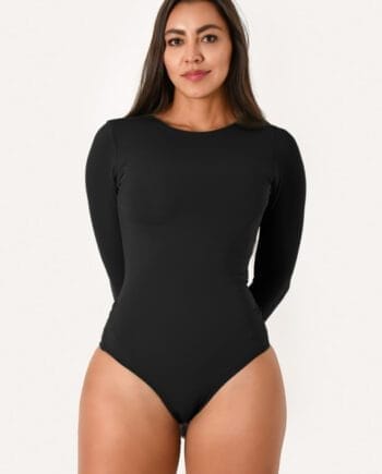 Vestido de Baño Negro Manga Larga UPF50 y Copas Removibles